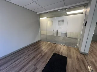 HIGH STREET CENTRE | OFFICE SPACE TO RENT | TYGER VALLEY | 164m²