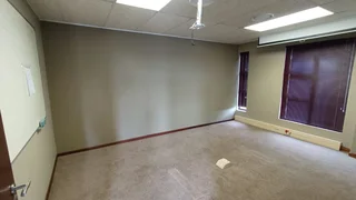 519 SQUARE METER OFFICE SPACE TO LET | SILVER LAKES | PRETORIA
