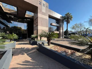 A grade office component to let in Ferndale