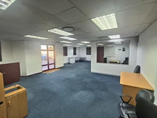 VASCO ESTATE | SECURE OFFICE SPACE AVAILABLE TO LET IN GOODWOOD | 130m²