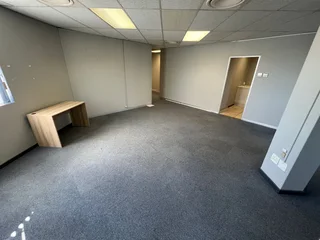HIGH STREET CENTRE | OFFICE SPACE TO RENT | TYGER VALLEY | 164m²