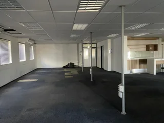 Pristine Office Space For Sale in Kyalami Business Park