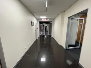 A grade office component to let in Ferndale