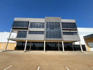 Premium Retail Space to Let - Ladychloe Retail Centre, Harmelia