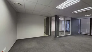 70 Square meter Serviced Office to let in Highveld