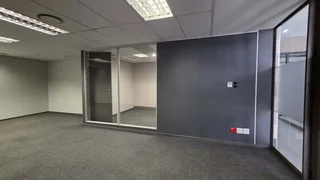 70 Square meter Serviced Office to let in Highveld