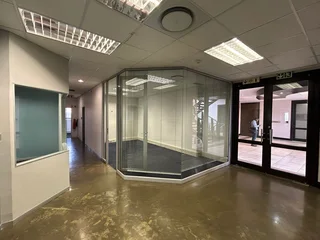 A-Grade First Floor Office To Let – Quadrum Office Park