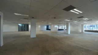 MENLYN CORNER | FRIKKIE DE BEER STREET | MENLYN