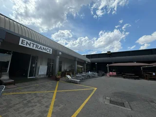Large Retail/Commercial Space To Let in Oriental City, Boksburg