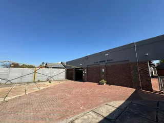 Commercial Space To Let in Ravenswood, Boksburg