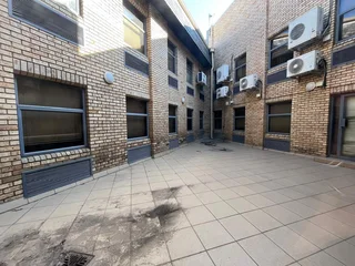 Large Multi-Storey Office Space To Let – Nedbank Building, Meadowdale