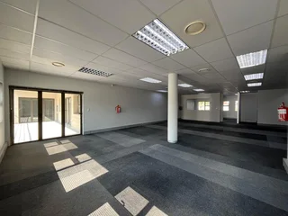 Entire A-Grade Office Building To Let in Golf View Office Park