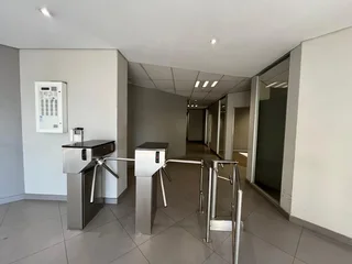 Large Multi-Storey Office Space To Let – Nedbank Building, Meadowdale