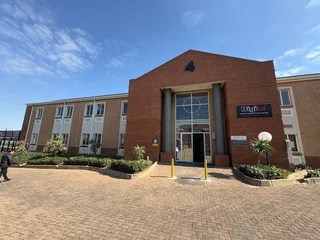 First Floor Office Suite To Let - Corporate Park South, Midrand