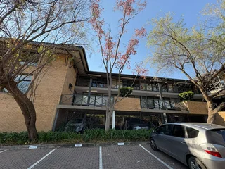 Prime Office Space to Let - Lone Creek Office Park, Midrand