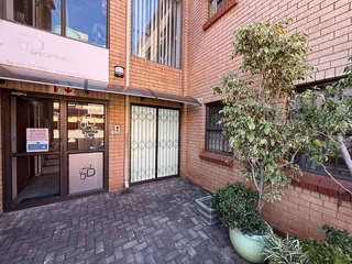 Modern Ground Floor Office to Let - Bergzicht Office Park, Allens Nek, Roodepoort