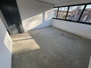 First Floor Office To Let in Central Park, 400 16th Road, Midrand