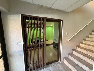 Modern Ground Floor Office to Let - Bergzicht Office Park, Allens Nek, Roodepoort