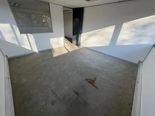 First Floor Office To Let in Central Park, 400 16th Road, Midrand