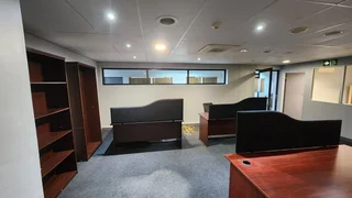 URBAN GROWTH PARK | OFFICE TO RENT | PAARL | 202m²