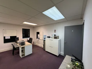 Modern Ground Floor Office to Let - Bergzicht Office Park, Allens Nek, Roodepoort