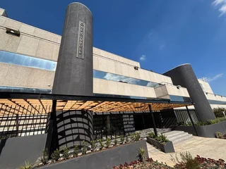 Prime Restaurant Space to Let - One Sturdee, Rosebank, Johannesburg