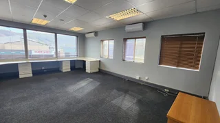 URBAN GROWTH PARK | OFFICE TO RENT | PAARL | 61m²