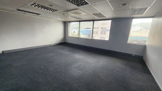 URBAN GROWTH PARK | OFFICE TO RENT | PAARL | 61m²