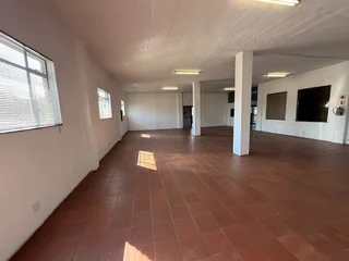 CORNER CRADOCK AND WARREN STREET | LYTTELTON MANOR | CENTURION