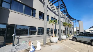 KAREE STREET | OFFICE TO LET | KRAAIFONTEIN | 450m²