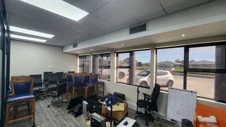 KAREE STREET | OFFICE TO LET | KRAAIFONTEIN | 450m²