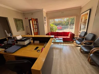 Prime Medical Suite to Rent - The Village Medical, Parktown North