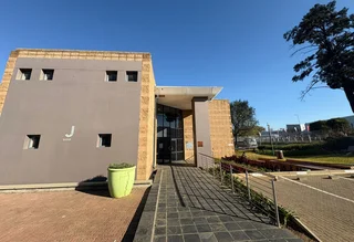 First Floor Office To Let - Central Park, 400 16th Road, Midrand