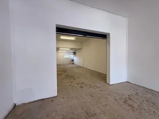 Prime Retail Space to Let - Palm Court Shopping Centre, Roodepoort