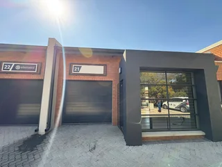 Modern Office Unit to Let - 88 Richards Drive, Halfway House, Midrand