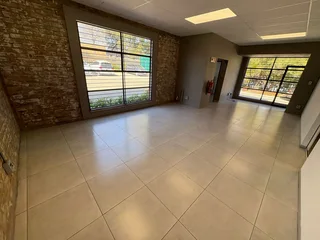 Modern Office Unit to Let - 88 Richards Drive, Halfway House, Midrand