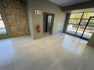 Modern Office Unit to Let - 88 Richards Drive, Halfway House, Midrand