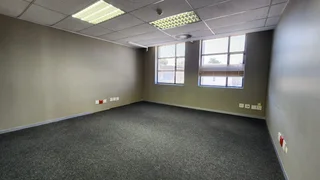 BROOKLYN BRIDGE OFFICE PARK | FEHRSEN STREET | BROOKLYN