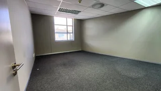 BROOKLYN BRIDGE OFFICE PARK | FEHRSEN STREET | BROOKLYN