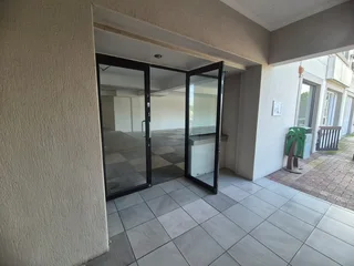 151m² Retail Space To Let In Durbanville High Visibility