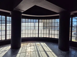 SIR LOWRY ROAD | RETAIL SPACE TO RENT | WOODSTOCK | 83m²