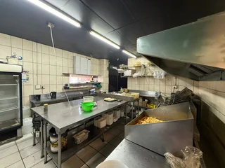 Prime Retail Space to Let - 35 Clinton Road, Alberton