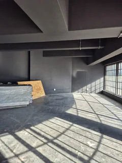 SIR LOWRY ROAD | RETAIL SPACE TO RENT | WOODSTOCK | 83m²