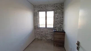 95 SQUARE METER MEDICAL SUITE SPACE TO LET | SILVER LAKES | PRETORIA