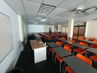 SKYSCAPE TERRACES | SPACIOUS OFFICE UNIT AVAILABLE TO LET IN BELLVILLE | 1,013m²