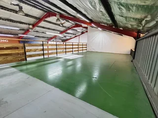 OAKDALE | RETAIL SPACE AVAILABLE FOR RENT | BELLVILLE | 715m²