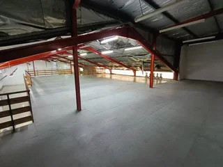 OAKDALE | RETAIL SPACE AVAILABLE FOR RENT | BELLVILLE | 715m²