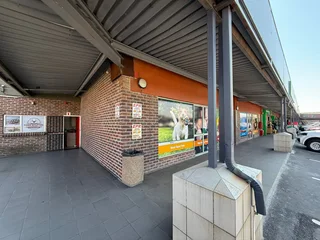 Retail Space to Let in Wilrogate Shopping Centre, Roodepoort