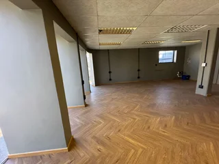 Prime Showroom and Office Space To Let - 22 Commerce Crescent, Kramerville