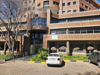 Office Space to Let – Sentinel House, Block D, Parktown, Johannesburg